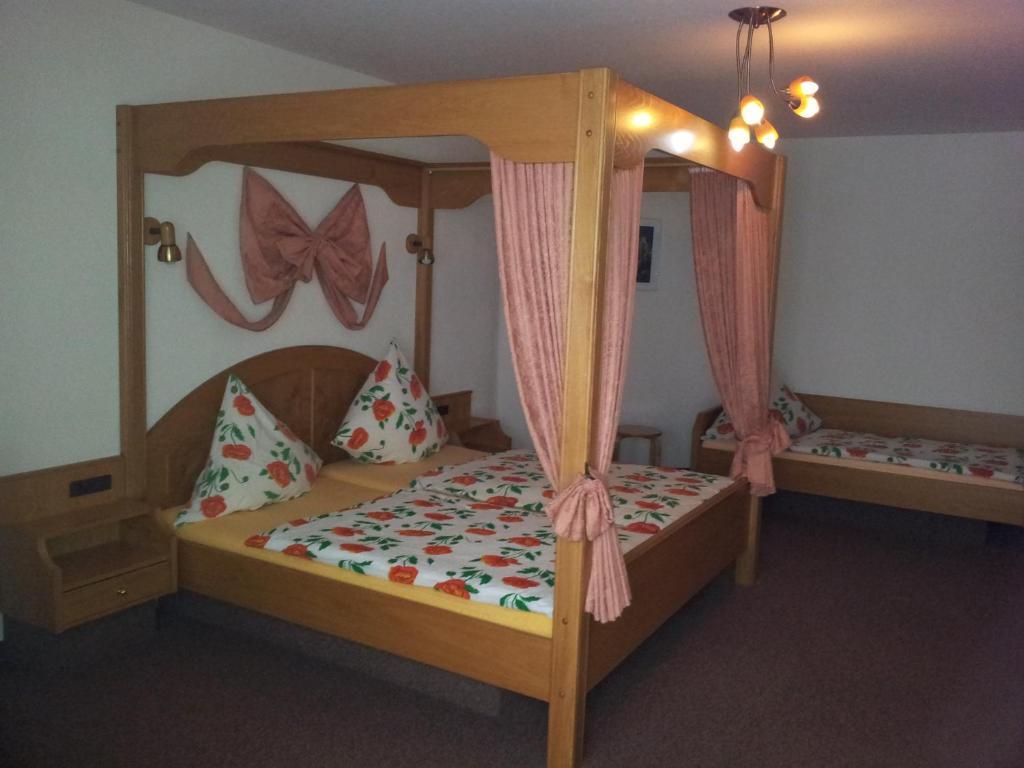 Moselhotel Waldeck Burgen  Bilik gambar